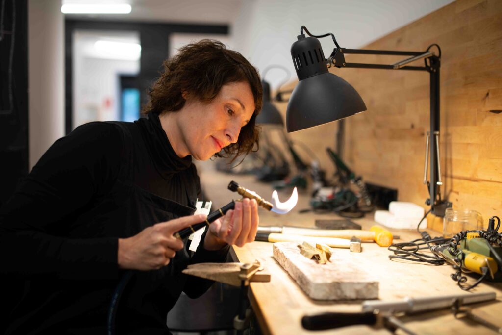 escuela joyeria madrid cursos orfebreria jewelry school 1
